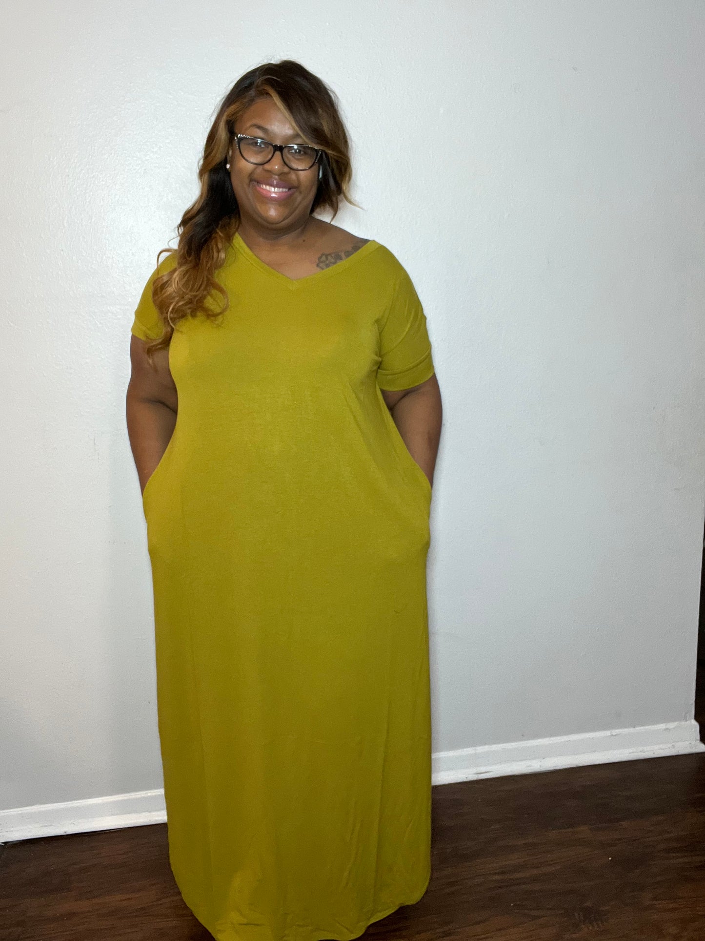 V-Neck Maxi-Olive